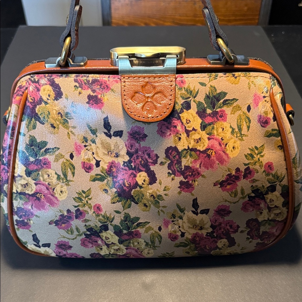 Patricia Nash Multicolor Floral Clutch Doctor’s Bag